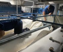 งานติดตั้ง ผ้าสักหลาดหุ้มลูกกลิ้ง NICHOLINE สำหรับเครื่องรีดผ้าแบบกระทะ - 22