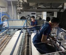 งานติดตั้ง ผ้าสักหลาดหุ้มลูกกลิ้ง NICHOLINE สำหรับเครื่องรีดผ้าแบบกระทะ - 34