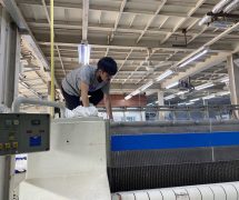 งานติดตั้ง ผ้าสักหลาดหุ้มลูกกลิ้ง NICHOLINE สำหรับเครื่องรีดผ้าแบบกระทะ - 42