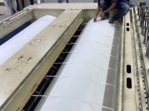 งานติดตั้งผ้าสักหลาดหุ้มลูกกลิ้ง NICHOLINE สำหรับเครื่องรีดผ้าแบบกระทะ ELECTROLUX - 8