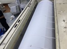 งานติดตั้งผ้าสักหลาดหุ้มลูกกลิ้ง NICHOLINE สำหรับเครื่องรีดผ้าแบบกระทะ ELECTROLUX - 9