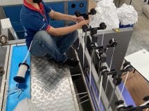 งานติดตั้งผ้าสักหลาดหุ้มลูกกลิ้ง NICHOLINE สำหรับเครื่องรีดผ้าแบบกระทะ IMAGE - 14