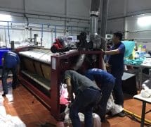 งานติดตั้งสายพานรีดผ้า NICHOLINE และเทปพันลูกกลิ้ง VERTEX สำหรับเครื่องรีดผ้า TOLKAR - 1