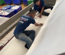 งานติดตั้ง ผ้าสักหลาดหุ้มลูกกลิ้ง VERTEX สำหรับเครื่องรีดผ้าแบบกระทะ IMAGE - 5