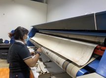 งานติดตั้งสายพานป้อนผ้า ผ้าสักหลาดหุ้มลูกกลิ้ง VERTEX เครื่องรีดผ้า CHICAGO - 66022301 - 3