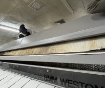 67052201 - งานติดตั้ง ผ้าสักหลาดหุ้มลูกกลิ้ง NICHOLINE เครื่องรีดผ้าแบบกระทะ BMM WESTON - 3