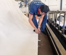 69040801 - งานติดตั้ง ผ้าสักหลาดหุ้มลูกกลิ้ง NICHOLINE เครื่องรีดผ้าแบบกระทะ IMAGE - 8