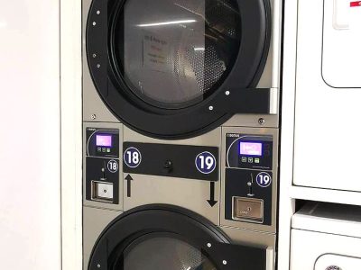 เครื่องซักอบผ้าหยอดเหรียญ DOMUS Clean&Go - ร้าน MEGA Wash&Dry - 3